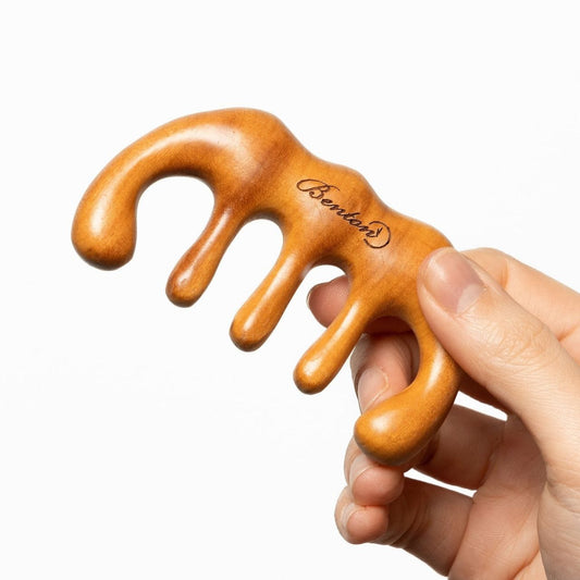 Benton Benton Scalp Brush Massager Drewniana szczotka do masażu skóry głowy - 1 sztuka