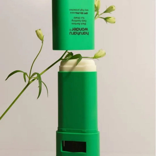 HaruHaru Wonder HaruHaru Wonder Black Bamboo Sztyft przeciwsłoneczny SPF50+ z pędami bambusa - 20 g