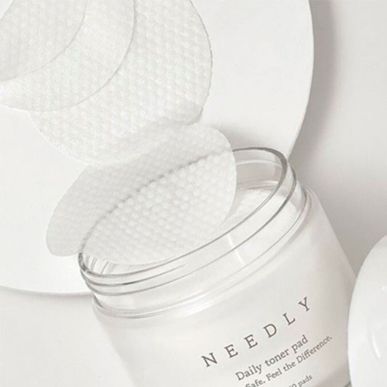 Needly Needly Daily Toner Pad Złuszczające płatki do twarzy - 80 sztuk