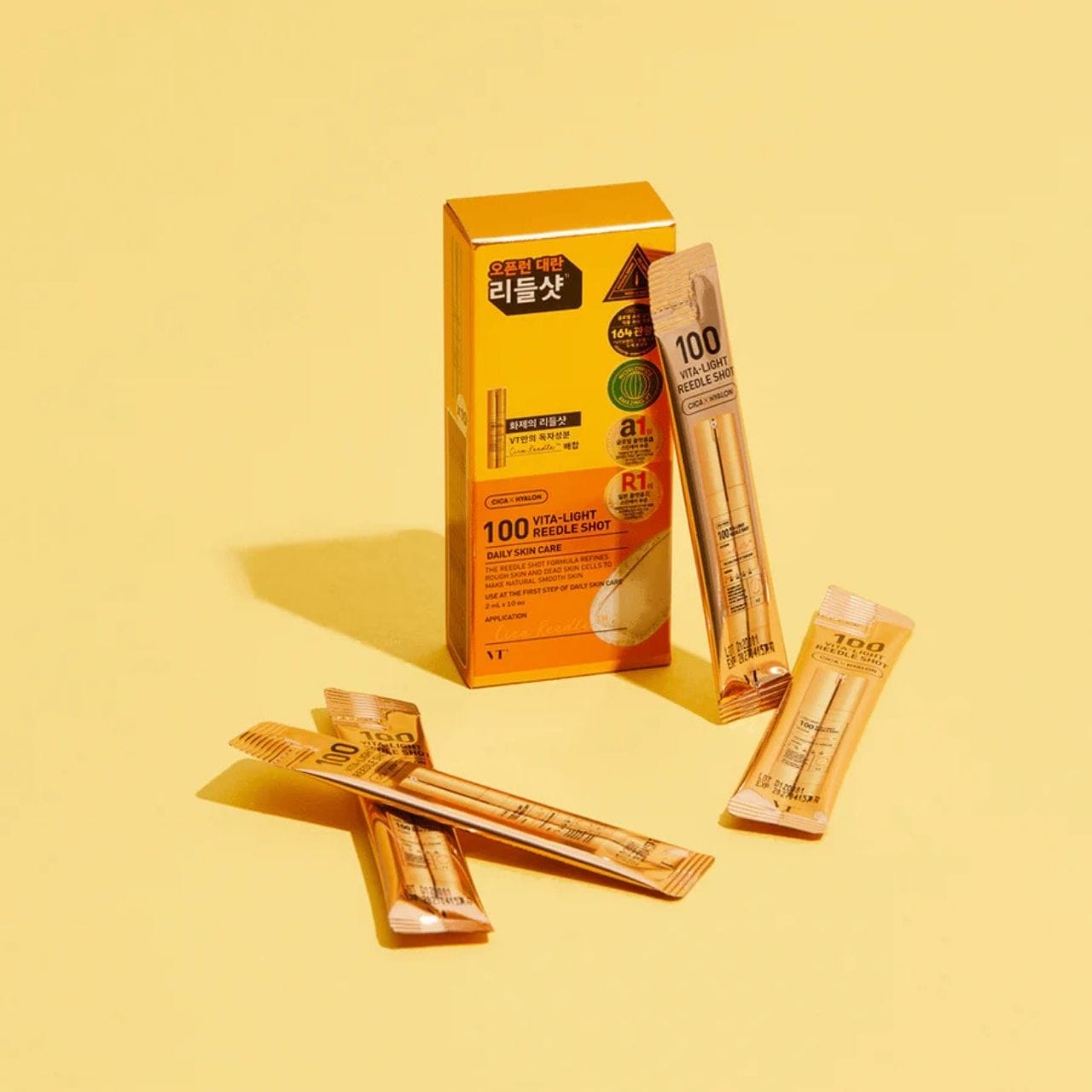 VT Cosmetics VT Cosmetics Vita Light Reedle Shot 100 Mikroigłowy booster do twarzy - 10 x 2 ml