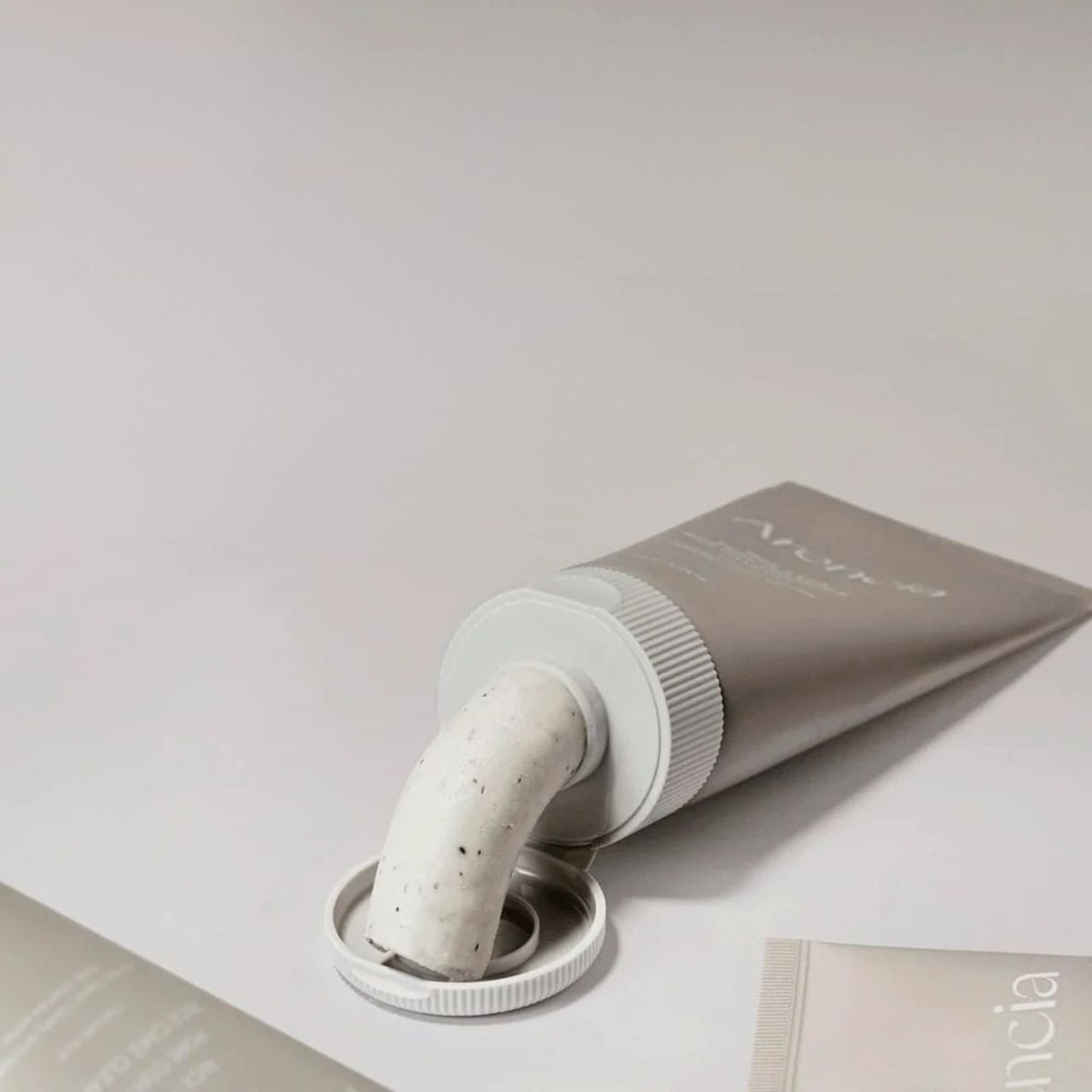 Arencia Arencia Rice + LHA Pore Control Rice Cake Cleanser Oczyszczająca pasta do mycia twarzy - 150 g