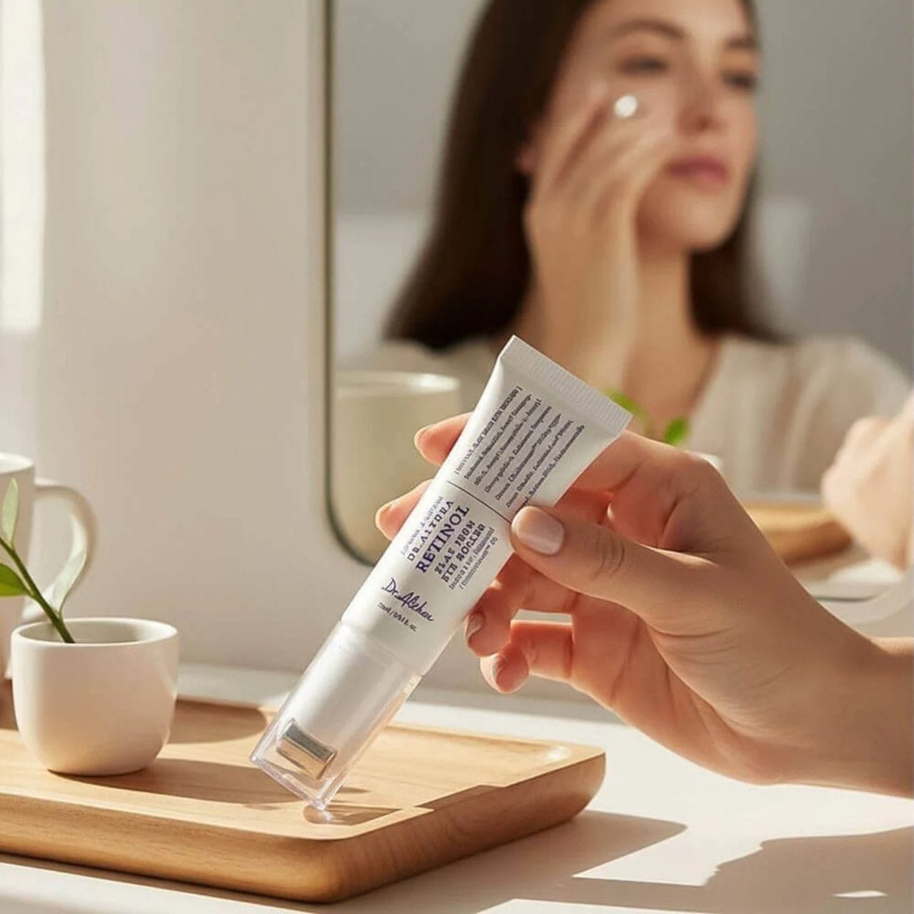 Dr. Althea Dr. Althea Retinol Serum pod oczy z wbudowanym rollerem - 25 ml