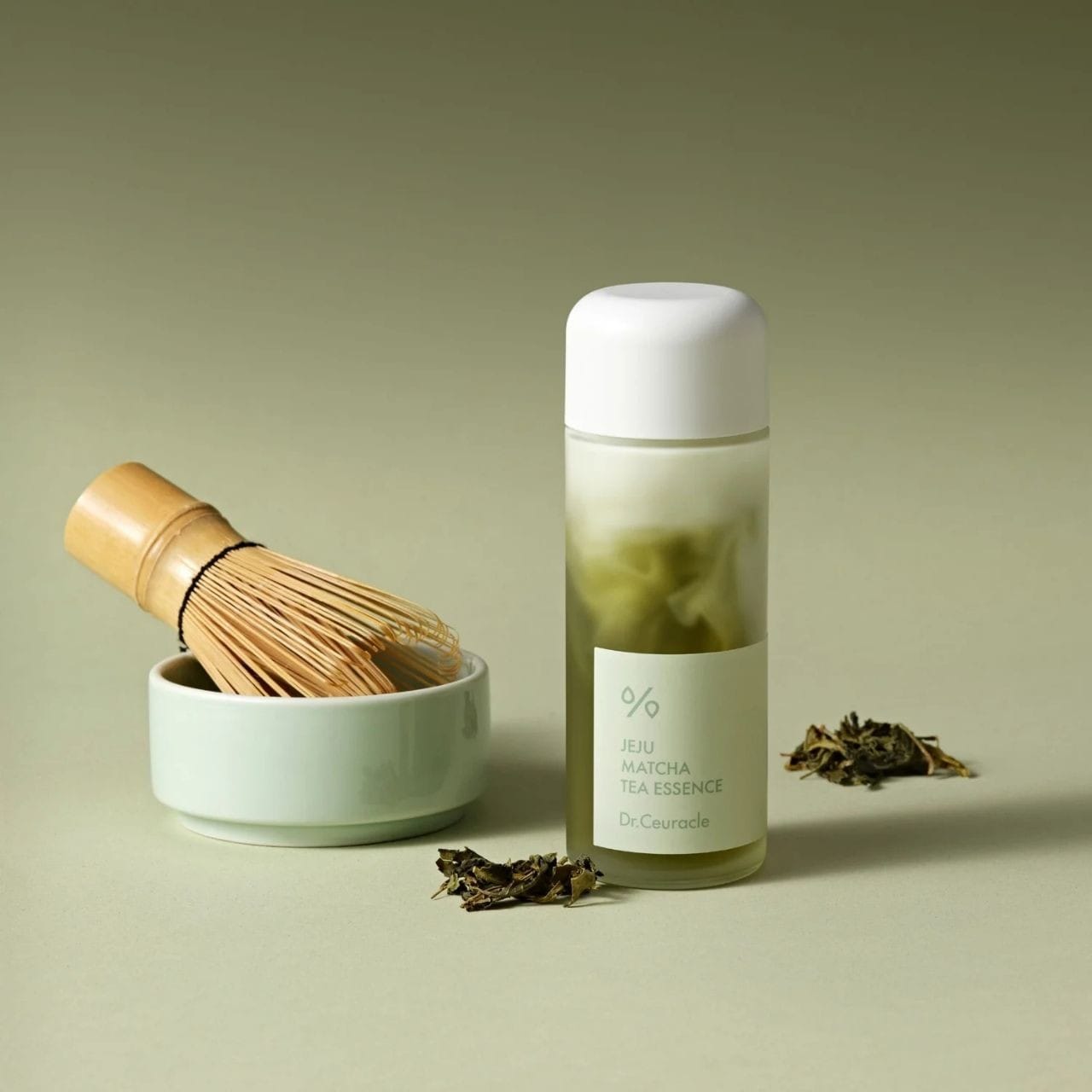 Dr. Ceuracle Dr. Ceuracle Jeju Matcha Tea Essence Kojąca esencja do twarzy - 150 ml