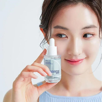 Isntree Isntree Serum nawilżające Ultra-low Molecular Acid - 50 ml