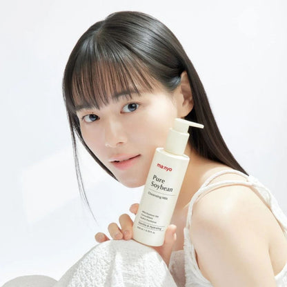 Ma:nyo Ma:nyo Pure Soybean Cleansing Milk Oczyszczające mleczko do twarzy - 200 ml