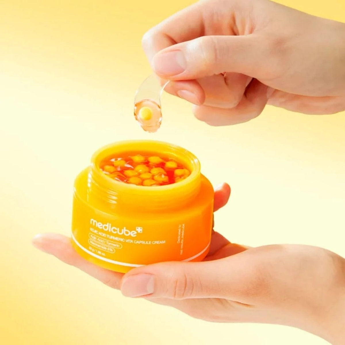 Medicube Medicube Kojic Acid Turmeric Vita Capsule Cream Rozjaśniający krem do twarzy - 53 g
