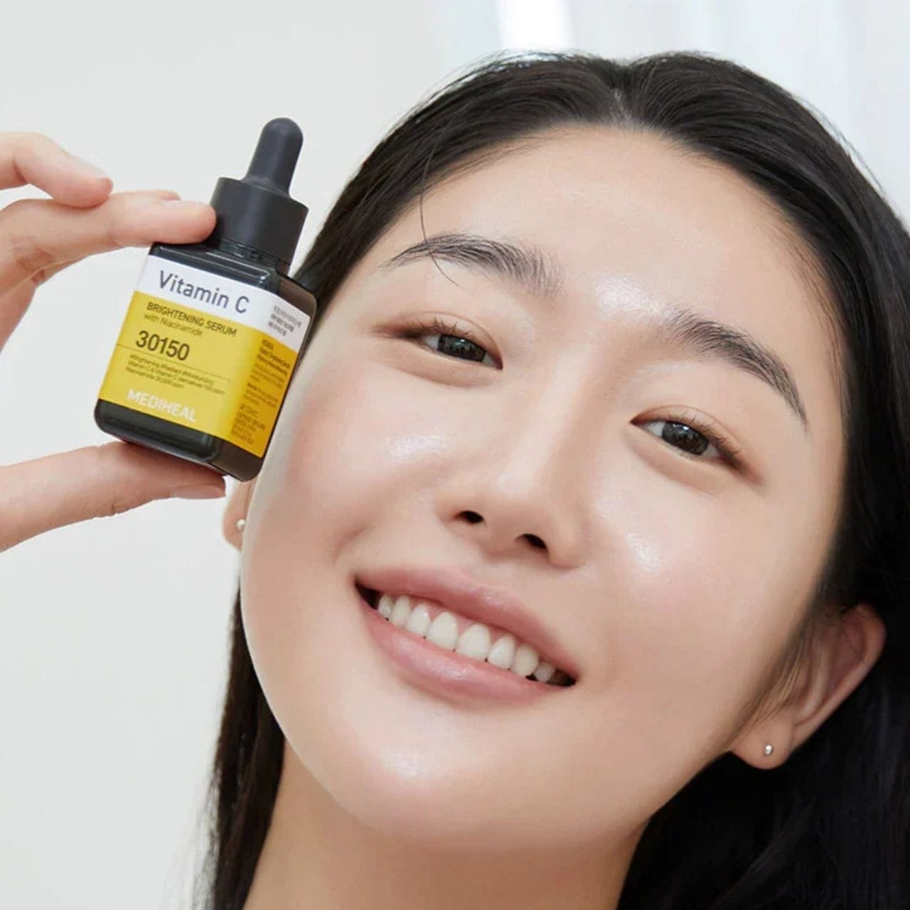 Mediheal Mediheal Rozświetlające serum do twarzy z witaminą C - 40 ml