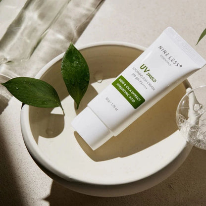 Nine Less Nine Less Essentials UV Shield Soothing Sun Cream Łagodzący krem przeciwsłoneczny SPF 50+ - 50 g