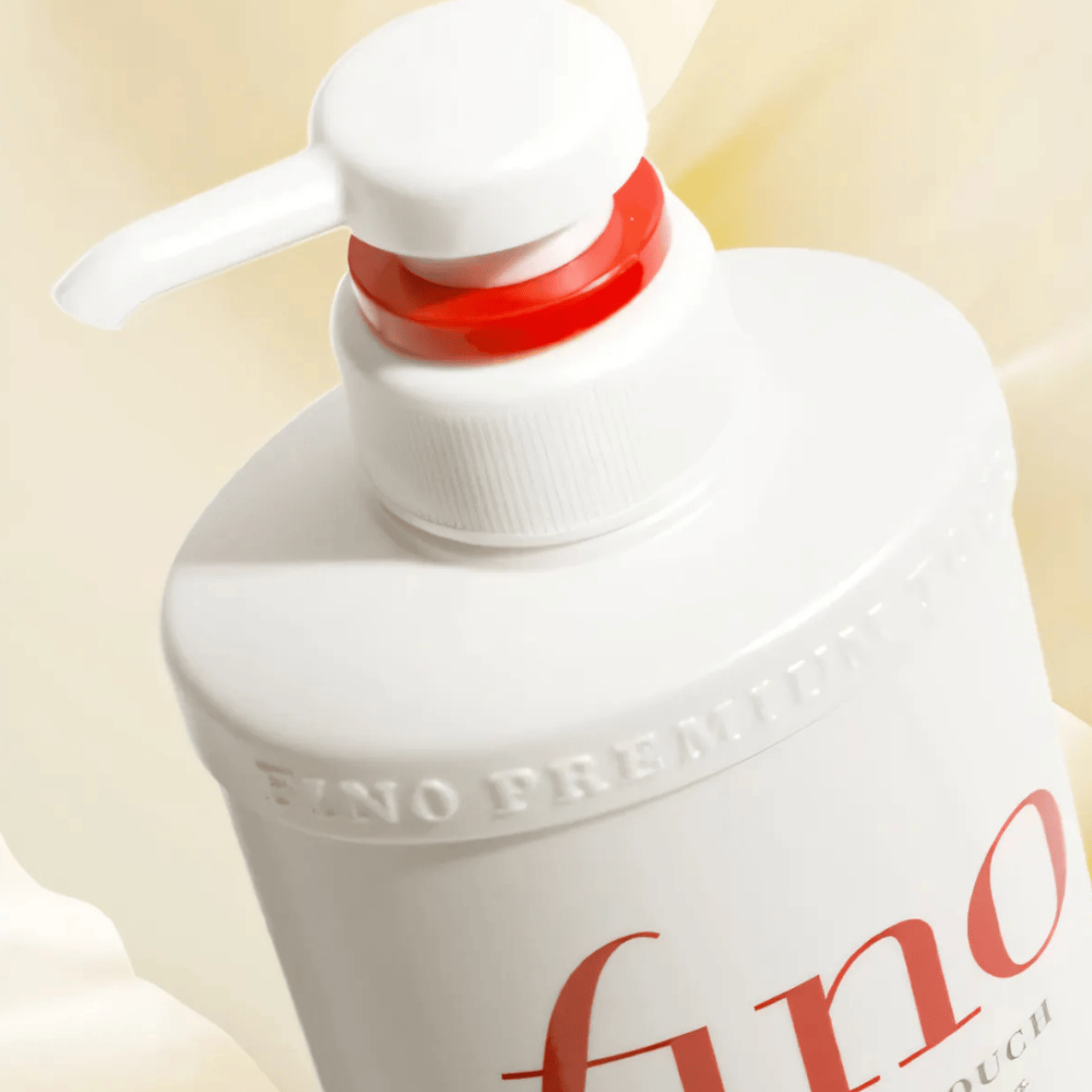 Shiseido Shiseido Fino Odżywka regenerująca do włosów zniszczonych - 550 ml