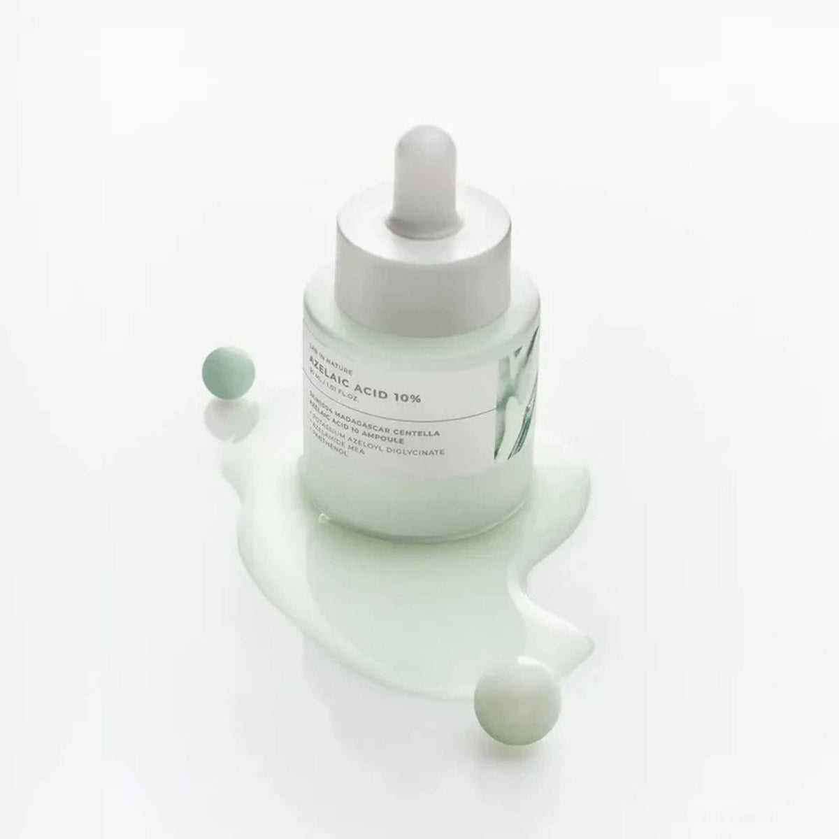 SKIN1004 SKIN1004 Madagascar Centella Azelaic Acid 10 Ampoule Łagodząca ampułka z kwasem azelainowym - 30 ml