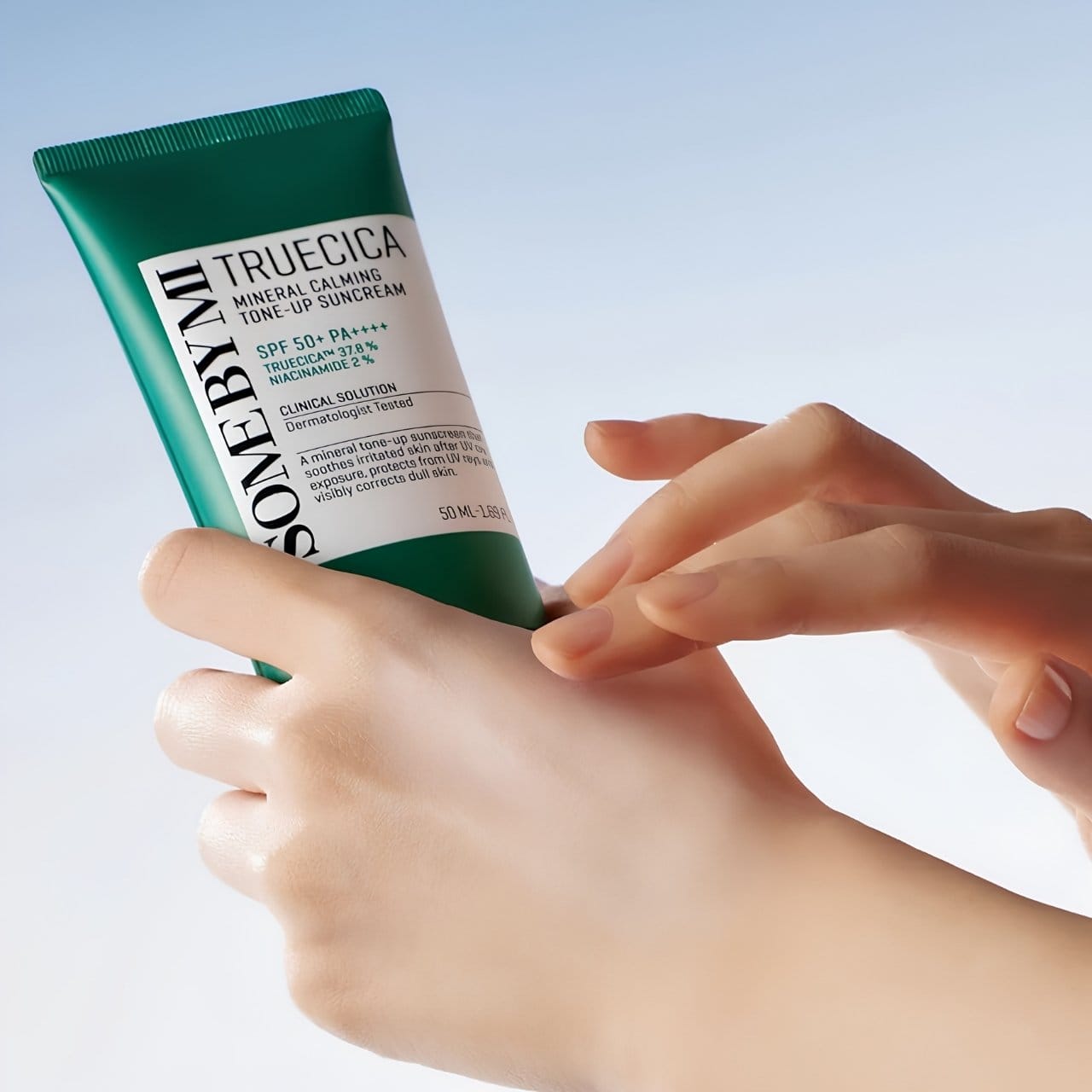 Some By Mi Some By Mi Truecica Mineral Calming Tone-Up Krem SPF50+ dla problematycznej cery - 50 ml