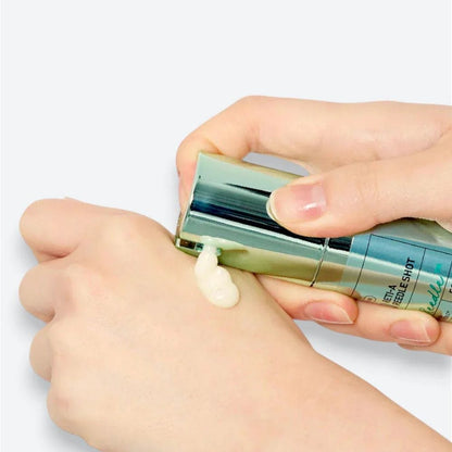 VT Cosmetics VT Cosmetics Reti-A Reedle Shoot 100 Booster z retinolem - 50 ml