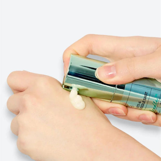 VT Cosmetics VT Cosmetics Reti-A Reedle Shoot 100 Booster z retinolem - 50 ml