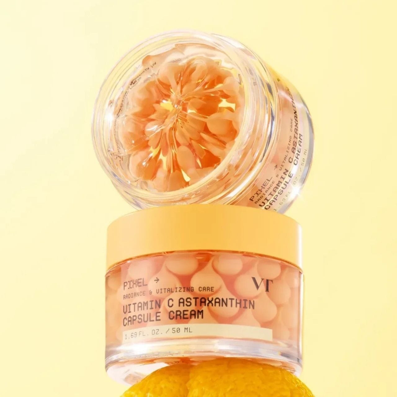 VT Cosmetics VT Vitamin C Astaxanthin Capsule Cream Rozświetlający krem kapsułkowy do twarzy - 50 ml